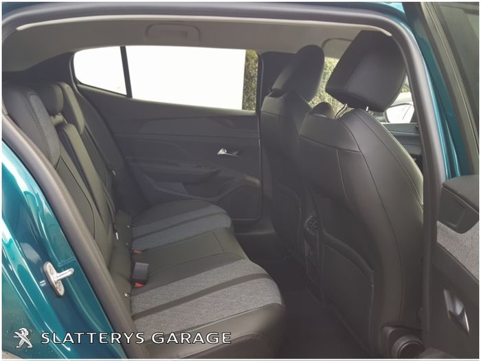 Peugeot 408 2026