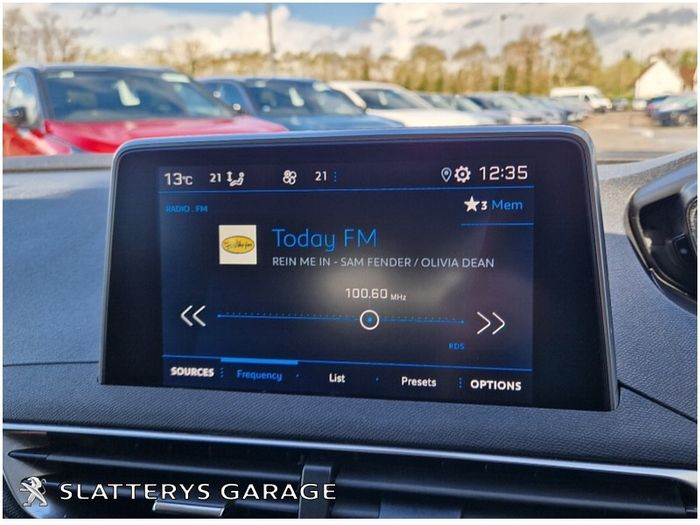 Peugeot 5008 2019