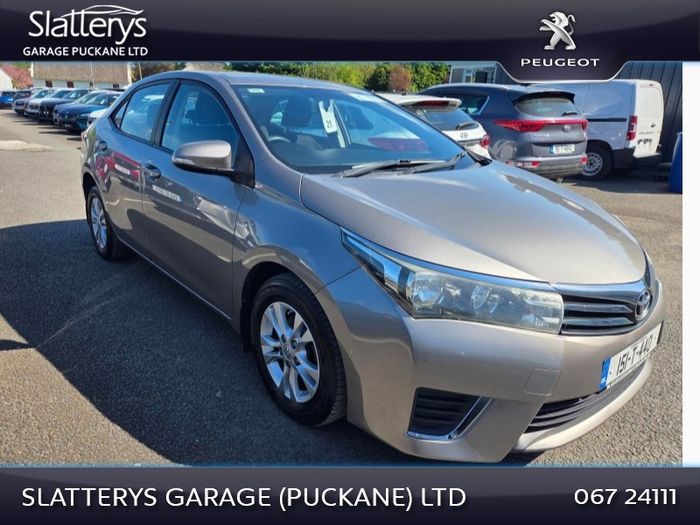 Toyota Corolla 2015