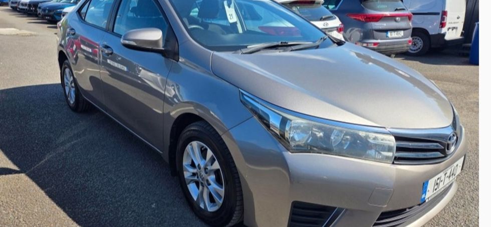 Toyota Corolla 2015