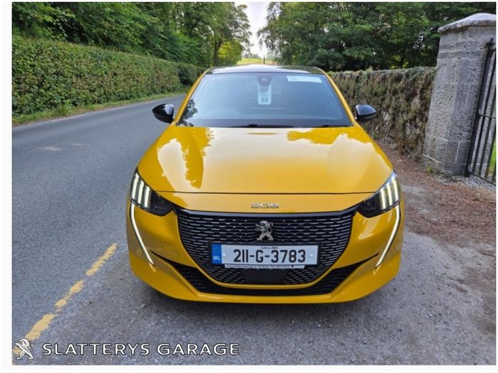 Peugeot 208 2021