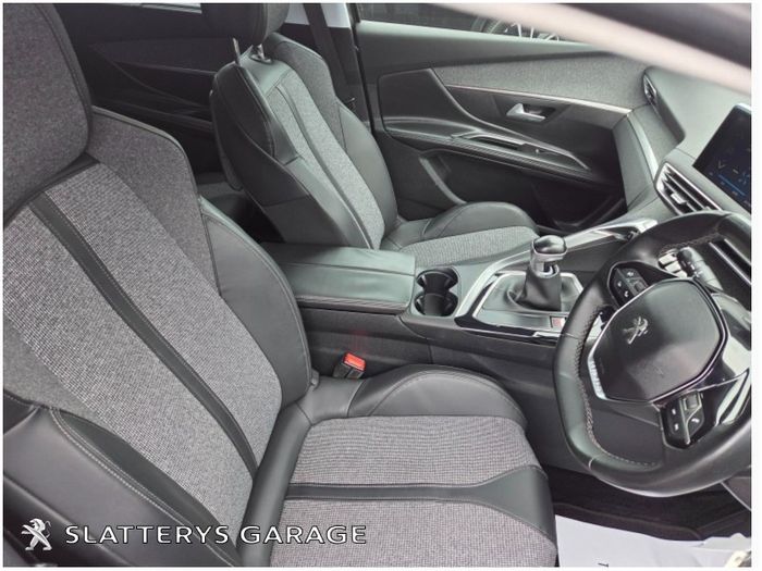 Peugeot 5008 2017