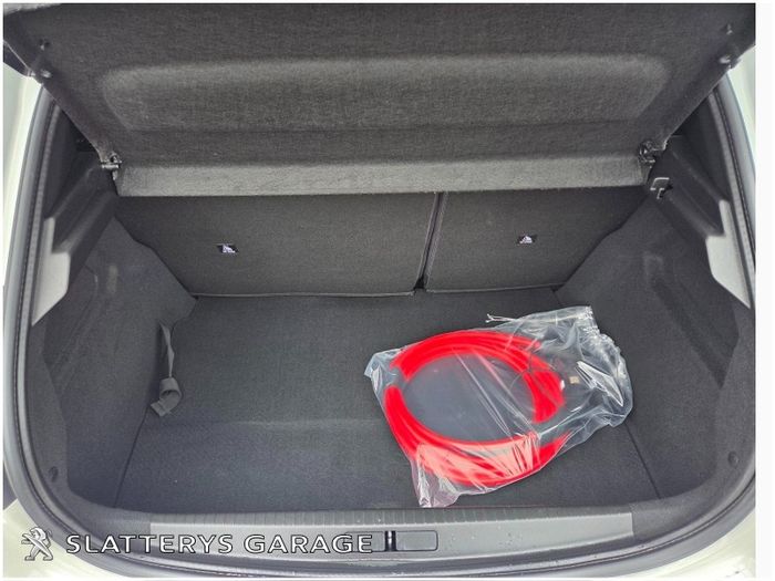 Peugeot 208 2022