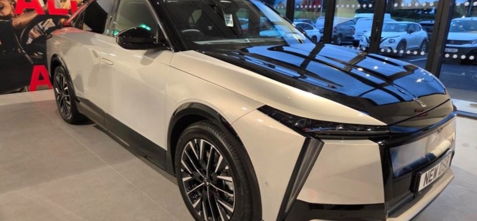 DS Automobiles DS 8 2026