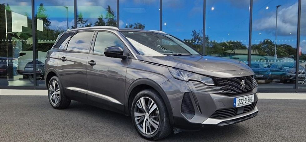 Peugeot 5008 2022