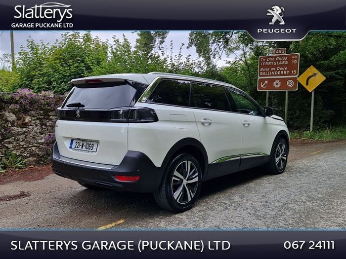 Peugeot 5008 2022