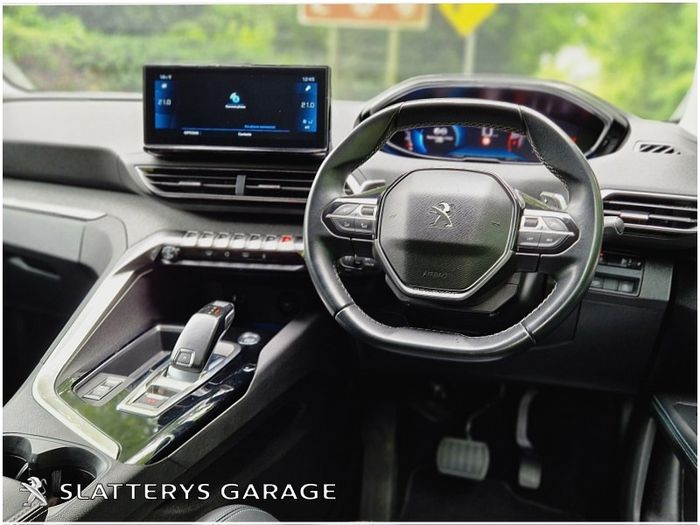 Peugeot 5008 2022
