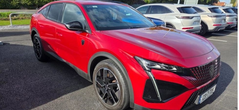 Peugeot 408 2023