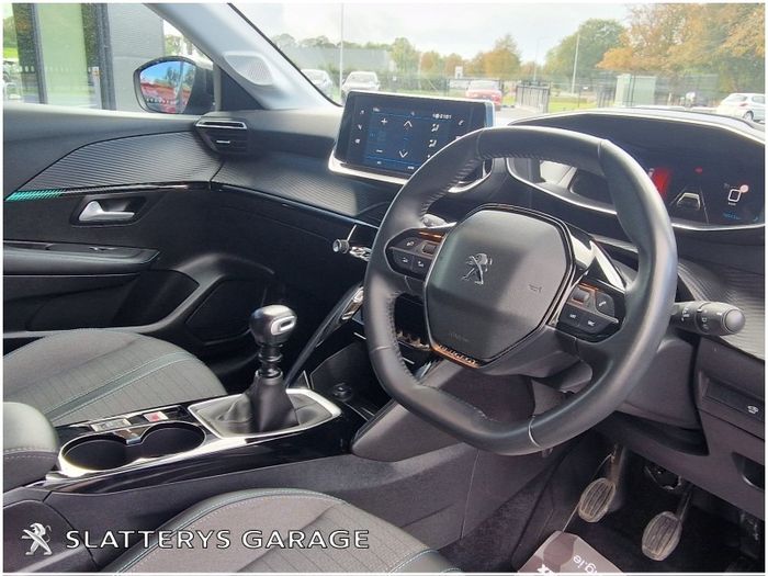 Peugeot 208 2022