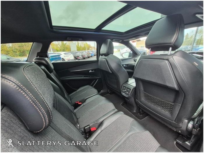 Peugeot 5008 2020