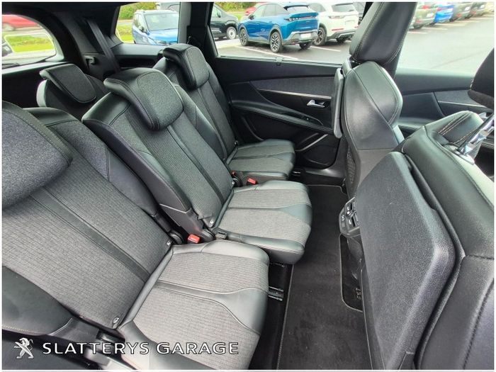 Peugeot 5008 2020