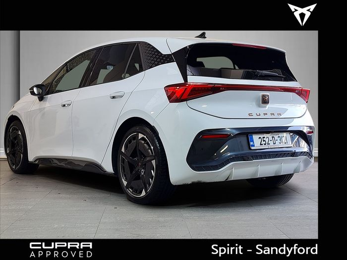 Cupra Born 2025