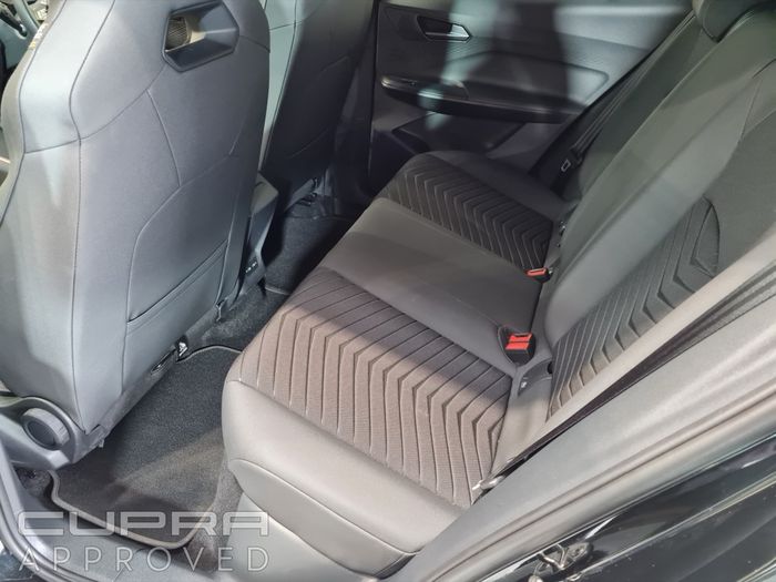 Cupra Born 2025