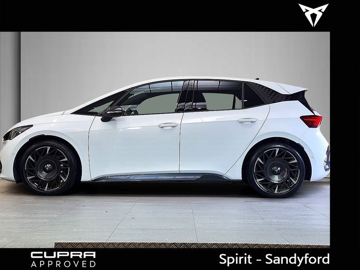 Cupra Born 2025