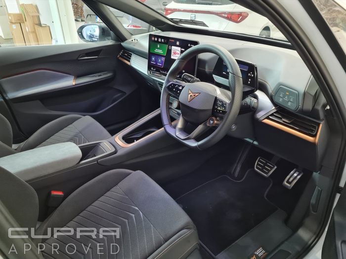 Cupra Born 2025