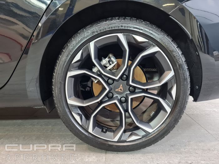 Cupra Leon 2025