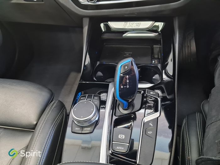 BMW iX3 2021
