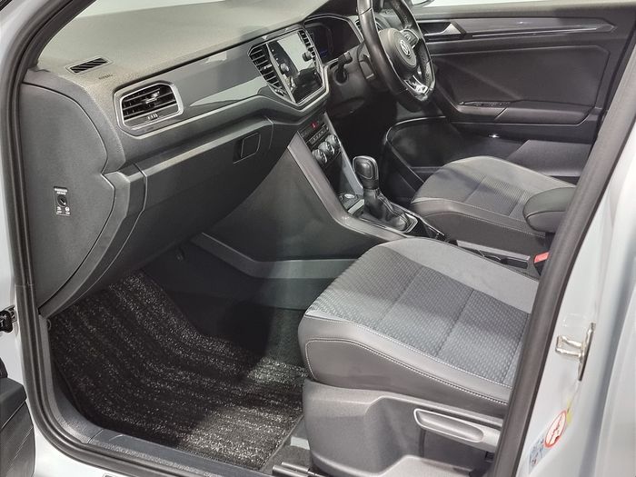 Volkswagen T-Roc 2021