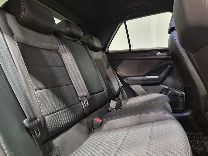 Volkswagen T-Roc 2021