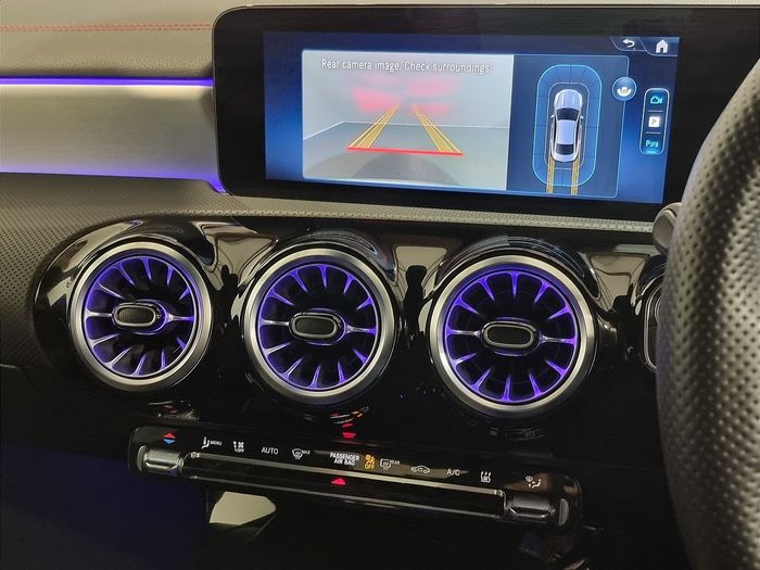 Mercedes-Benz CLA 2025