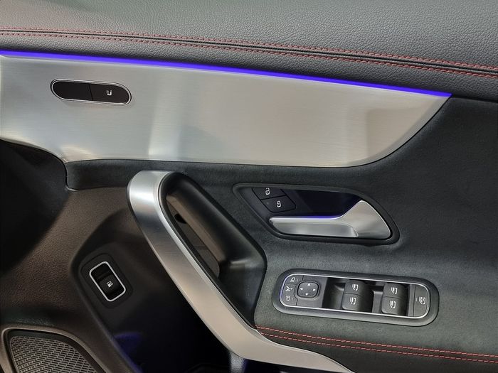 Mercedes-Benz CLA 2025
