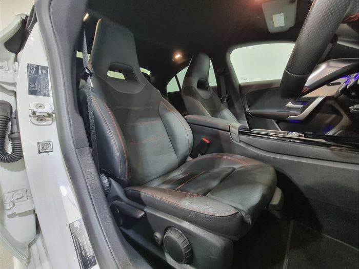 Mercedes-Benz CLA 2025