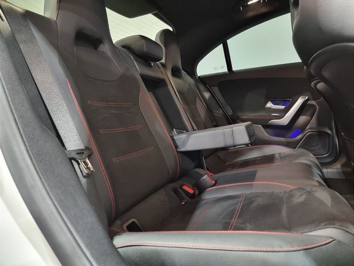 Mercedes-Benz CLA 2025