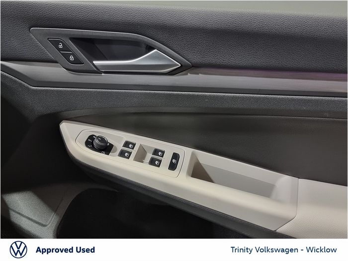 Volkswagen Golf 2024