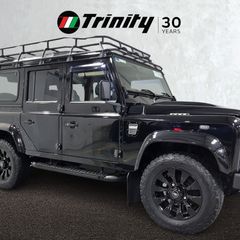 Land Rover Defender 2011