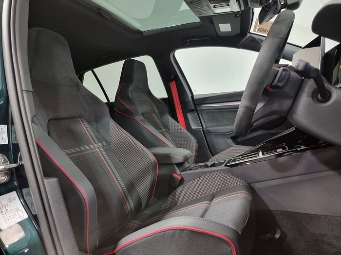 Volkswagen Golf 2026