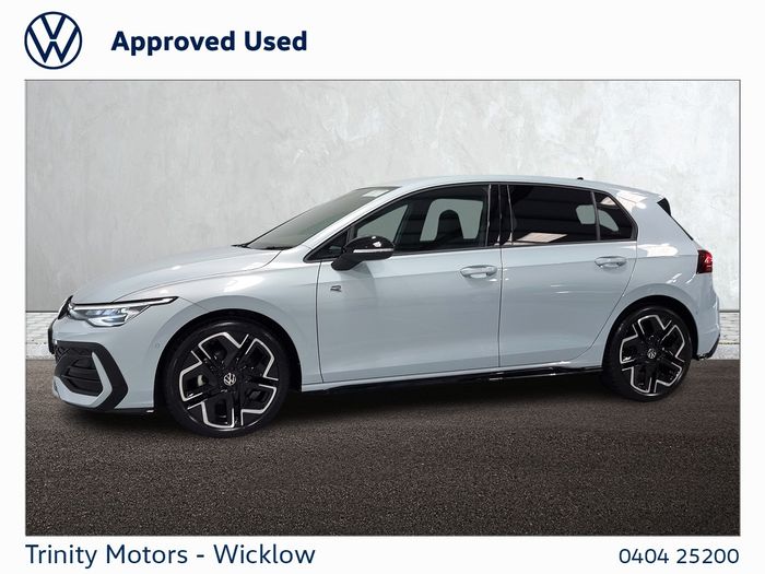 Volkswagen Golf 2025
