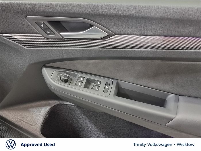 Volkswagen Golf 2025