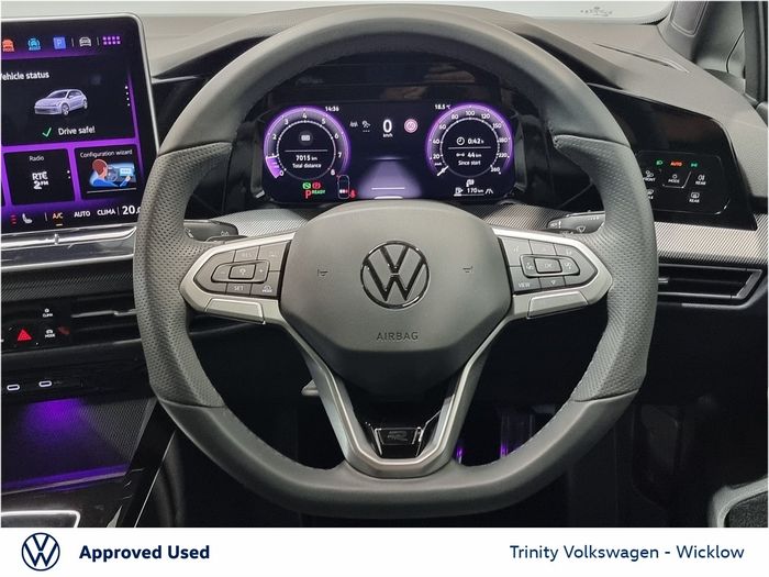 Volkswagen Golf 2025