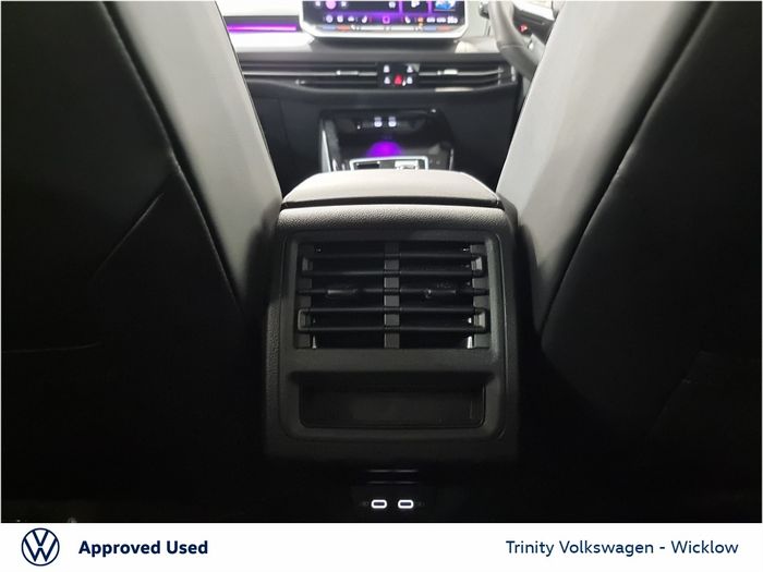 Volkswagen Golf 2025