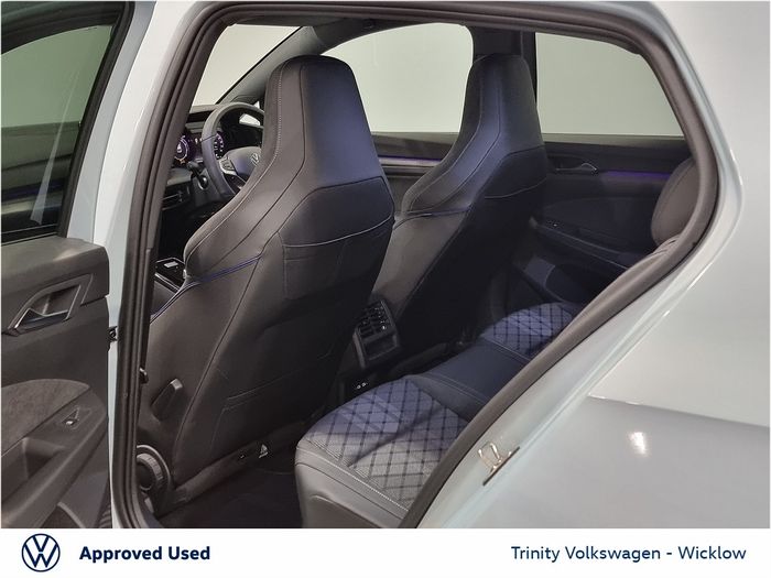 Volkswagen Golf 2025