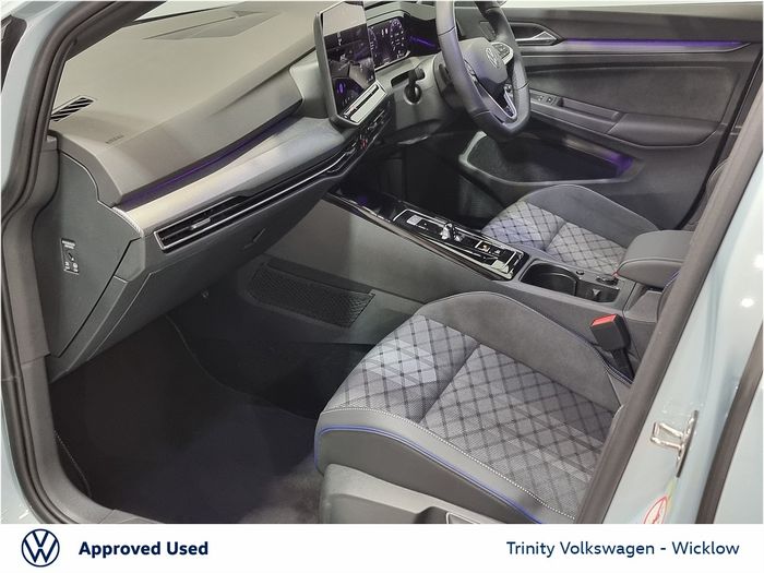 Volkswagen Golf 2025
