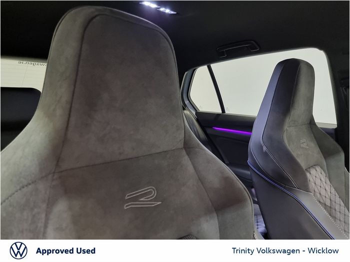 Volkswagen Golf 2025
