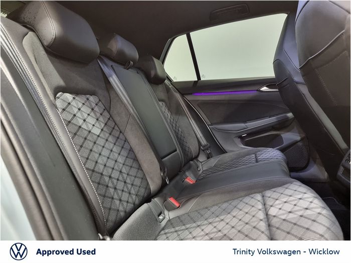 Volkswagen Golf 2025