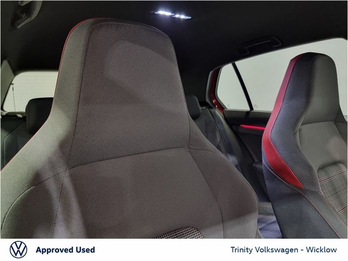Volkswagen Golf 2021