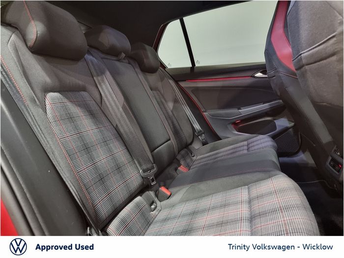 Volkswagen Golf 2021