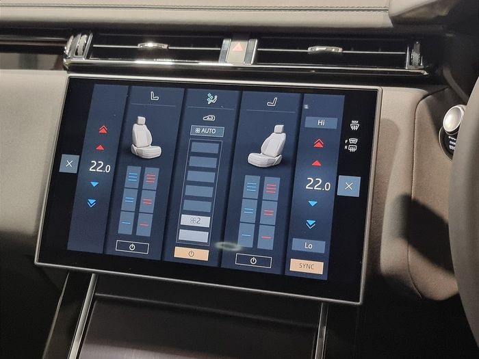 Land Rover Range Rover Velar 2026