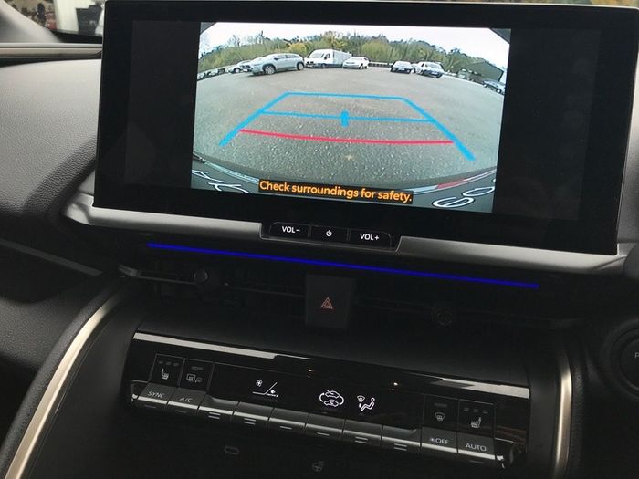 Toyota C-HR 2025