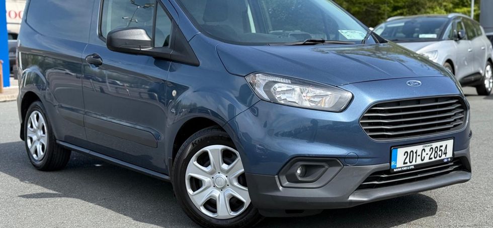 Ford TRANSIT COURIER 2020