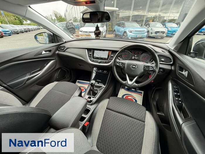 Opel GRANDLAND X 2021