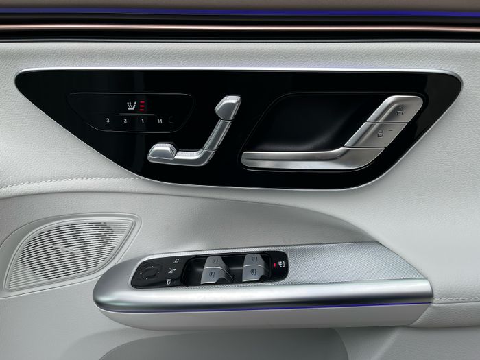 Mercedes-Benz EQE 2025