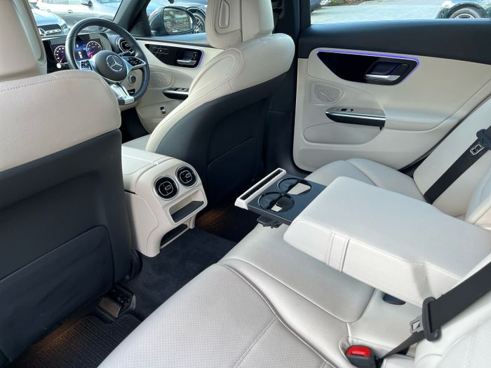 Mercedes-Benz C-Class 2023