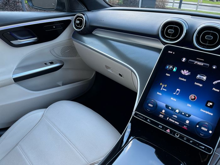 Mercedes-Benz C-Class 2023