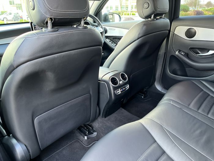 Mercedes-Benz GLC 2023
