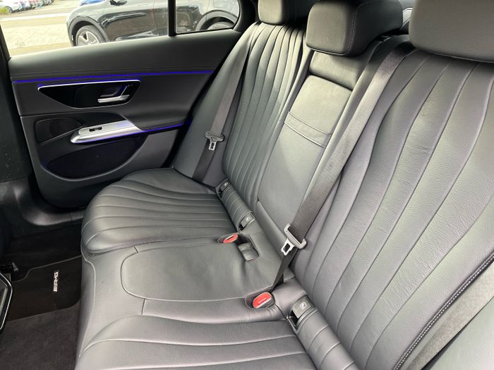 Mercedes-Benz E-Class 2024