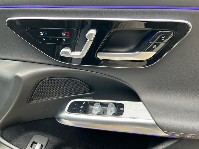 Mercedes-Benz E-Class 2024